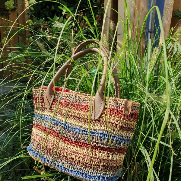 Raffia handtas
